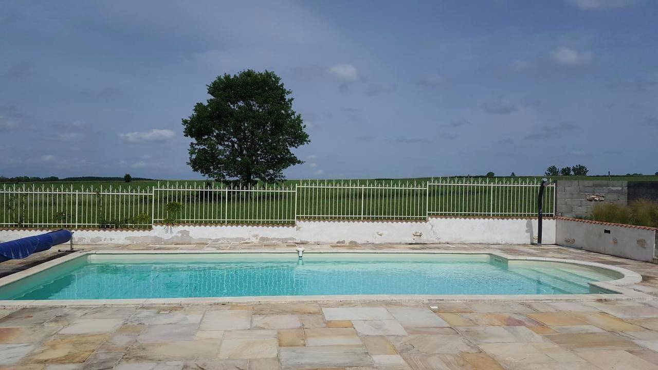 Holiday Home in Bazoges-en-Pareds, Fontenay-le-Comte