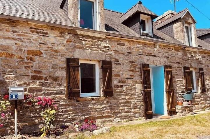 Location de vacances pour 4 personnes, avec Jardin à Peumerit