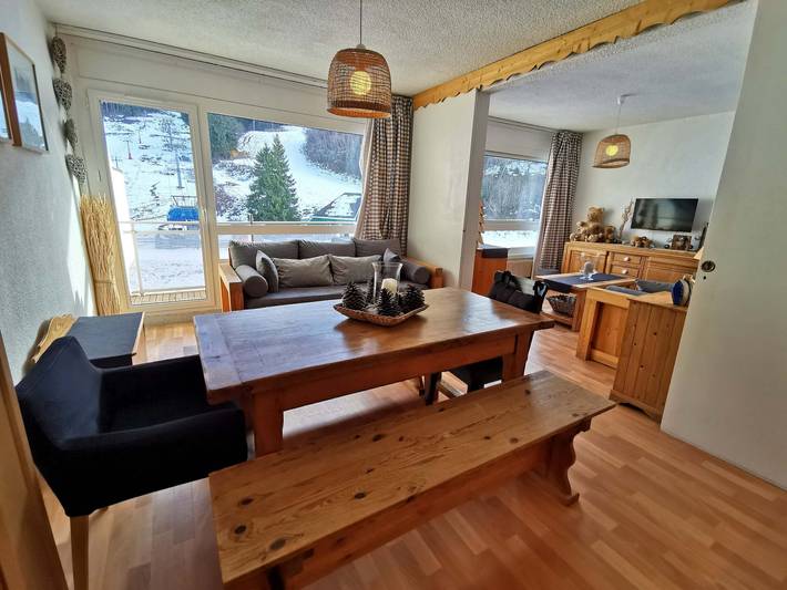 Gîte pour 6 personnes, avec balcon dans Office De Tourisme Des Sept Laux