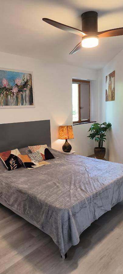 Appartement de vacances pour 4 personnes, avec Terrasse ainsi que Jardin et Vue