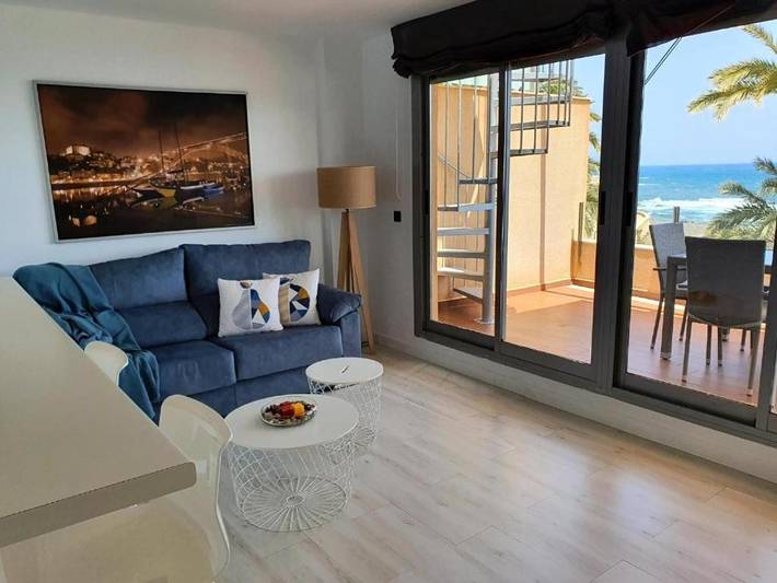 Apartamento para 4 personas, con Balcón y Terraza además de Piscina y Vistas en Villaricos