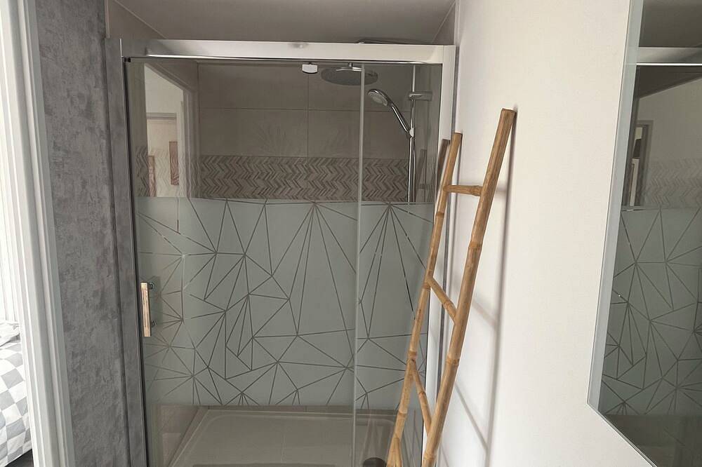 Entire apartment, Charming & cosy T2, close to Casino Park and Spa in Argelès-Gazost, French Pyrenees