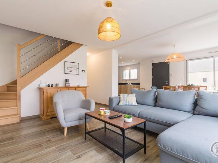 Gîte pour 8 personnes, avec jardin à Réville - 2