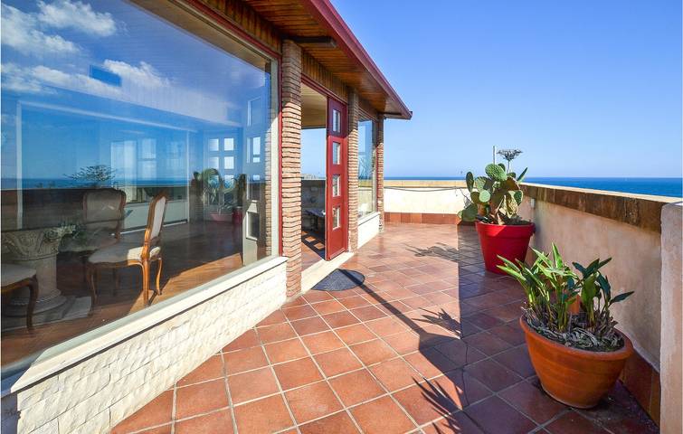 Ferienwohnung für 8 Personen, mit Terrasse in Catania