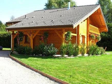 Chalet pour 7 personnes, avec jacuzzi ainsi que sauna et jardin, adapté aux familles