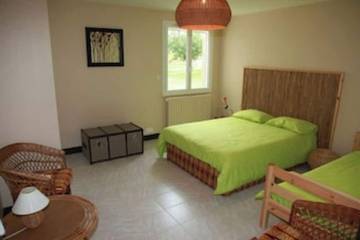 Gîte pour 6 personnes, avec piscine et jardin à Saint-Rémy (Dordogne)
