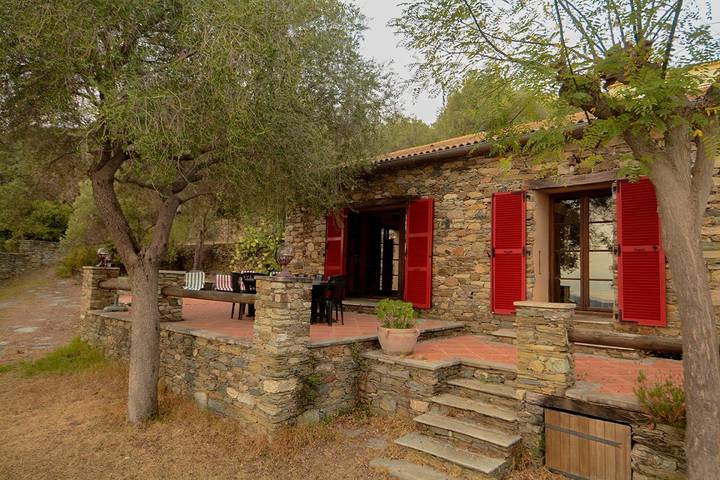 Gîte pour 10 personnes, avec jardin et terrasse en Corse - 3