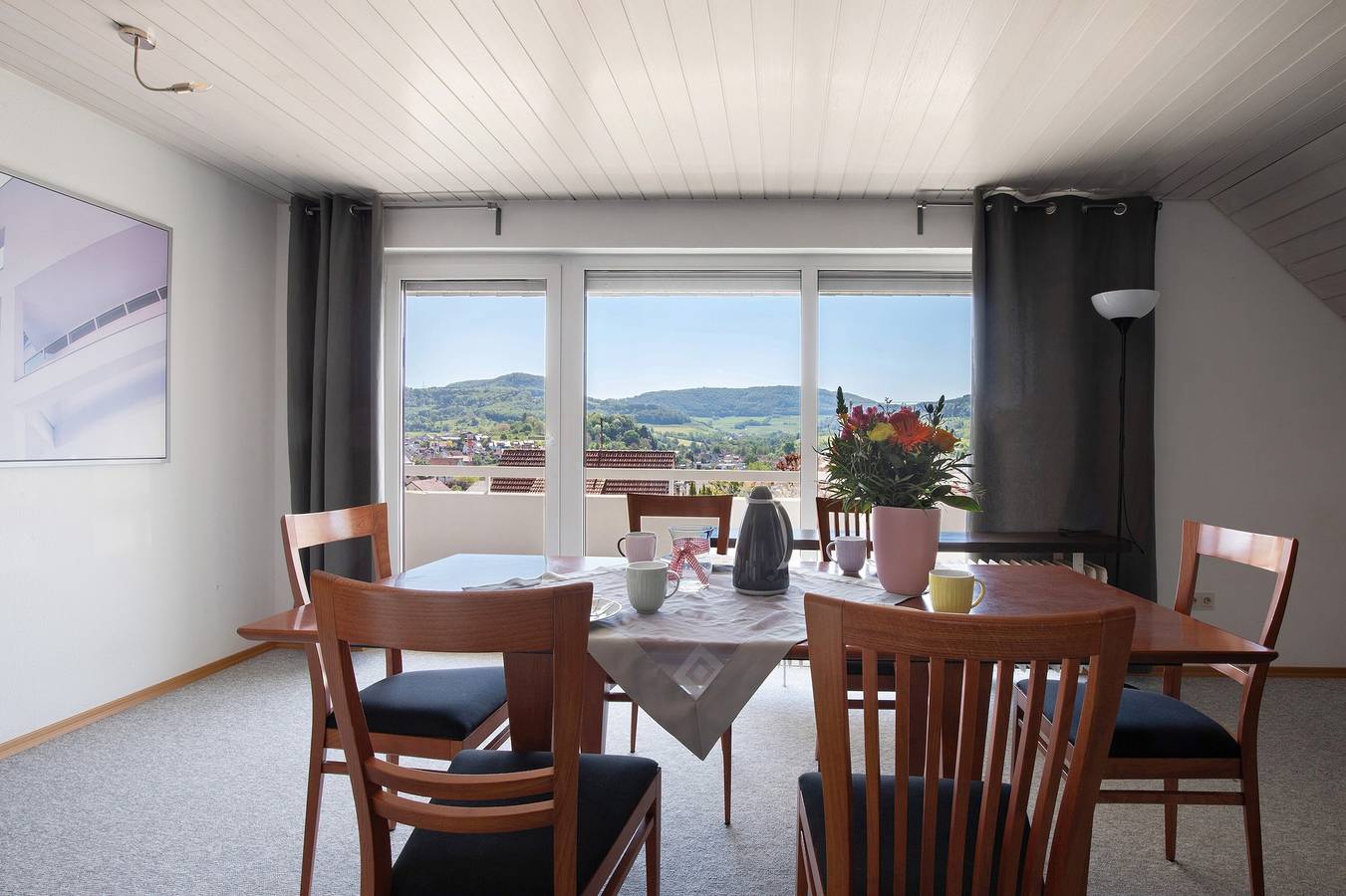 Appartamento intero, Appartamento 'Ferienwohnung Lange' con vista sulle montagne, balcone e Wi-Fi in Waldstetten, Ostalbkreis