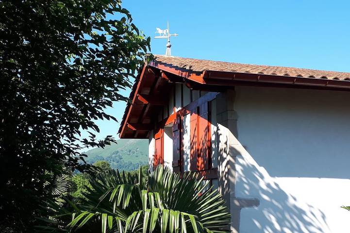 Ferienhaus für 8 Personen, mit Garten und Terrasse sowie Whirlpool - 1