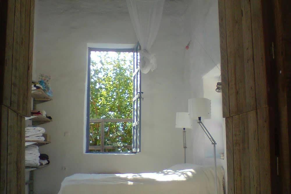 Schönes Romantisches Altes Steinhaus, Meerblick, Preis in Gythio, Peloponnes