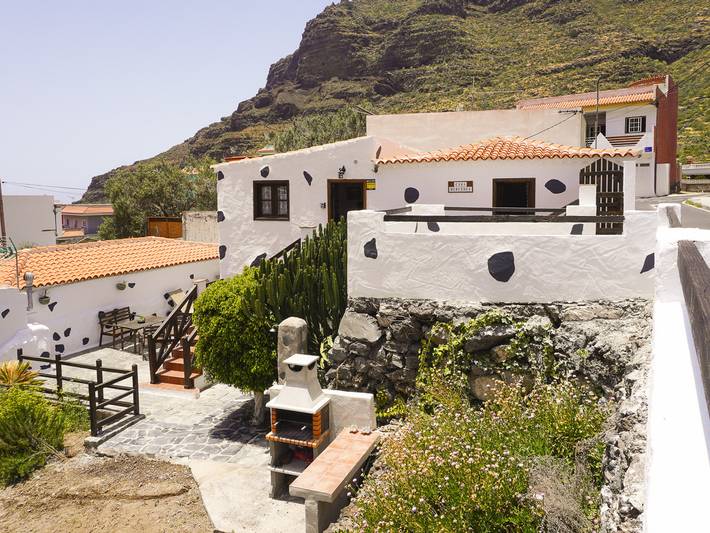 Location de vacances pour 4 personnes, avec Balcon et Jardin dans Tamaimo