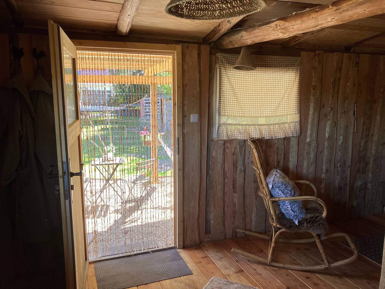 Glamping nature cottage with hot tub & outdoor shower in Hipstedt, Nordseeküste