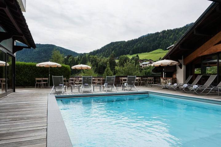 Hôtel pour 2 personnes, avec sauna et vue ainsi que terrasse et piscine