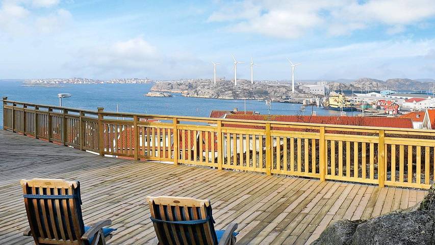 Ferienhaus für 2 Personen, mit Terrasse und Ausblick in Rönnäng