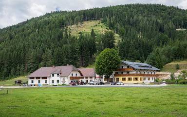 Ferienhaus für 2 Personen, mit Garten und Balkon, kinderfreundlich in Wiener Alpen