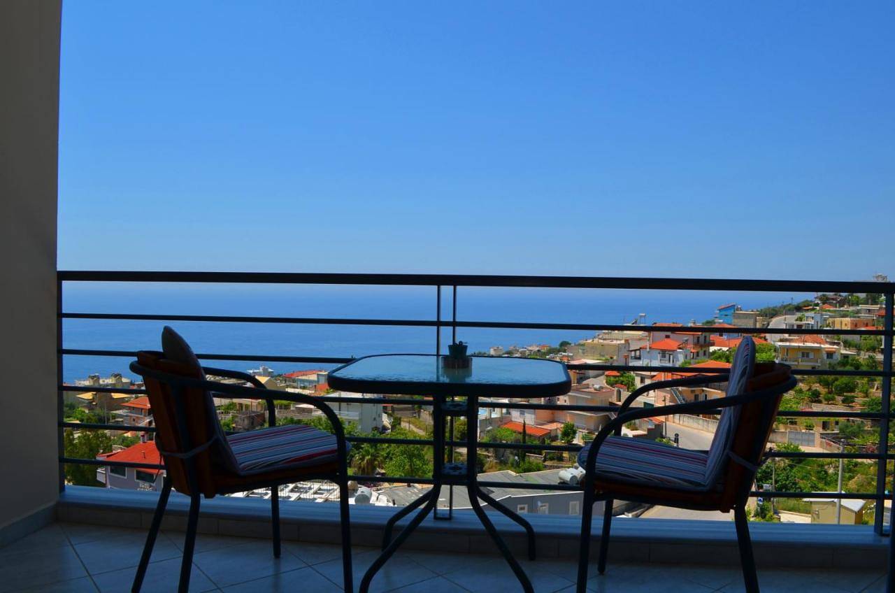 Hotel Sunset in Dhërmi, Himarë
