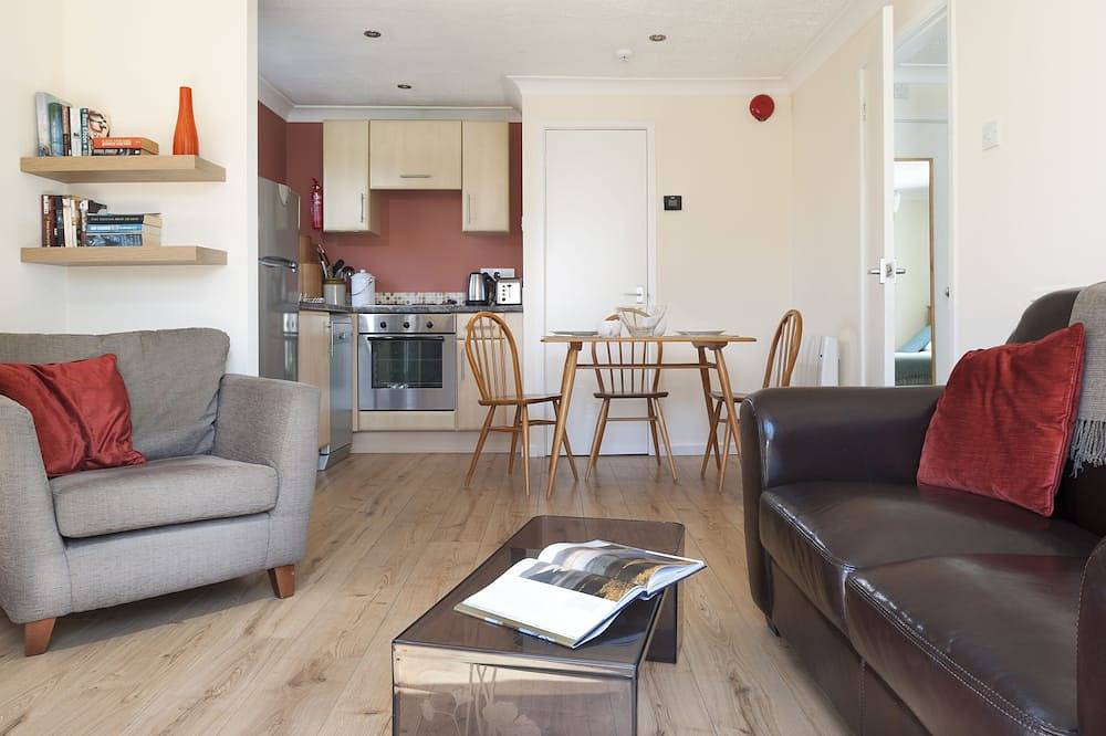 Ganze Wohnung, Trevose - Apartment mit einem Schlafzimmer in einem ruhigen Dorf am Meer. in Gwithian, Cornwall