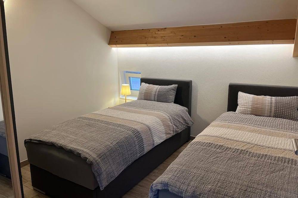 Ganze Wohnung, Ferienwohnung (49m2) mit modernem Badezimmer in Dillingen an der Donau, Dillingen und Umgebung