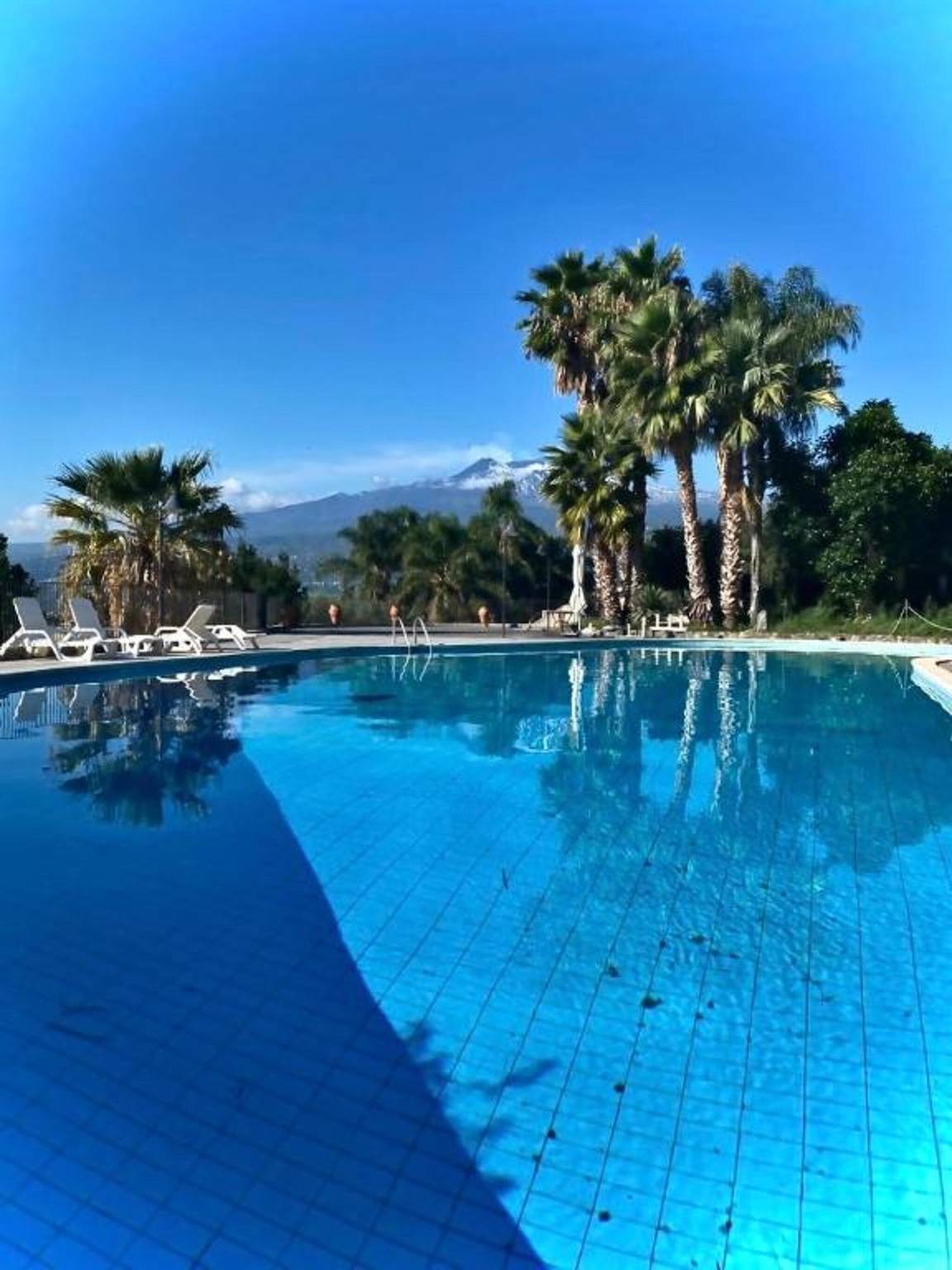 Ganze Wohnung, Ferienwohnung "Casa Orchidea" mit Meerblick, Gemeinschaftspool und Terrassen in Calatabiano, Catania Provinz