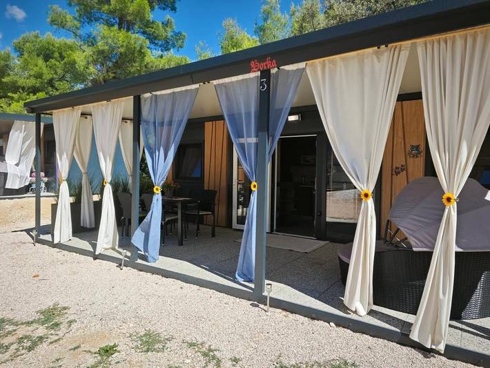 Ferienwohnung für 5 Personen, mit Terrasse in Kostelj
