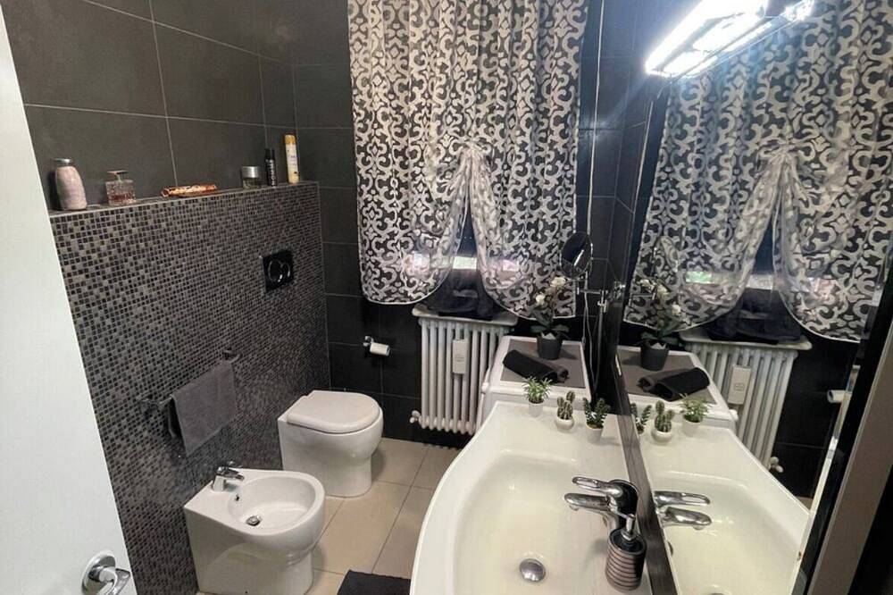 Apartamento entero, Cozy and elegant apartment in a great location in Reggio Emilia, Provincia de Reggio Emilia