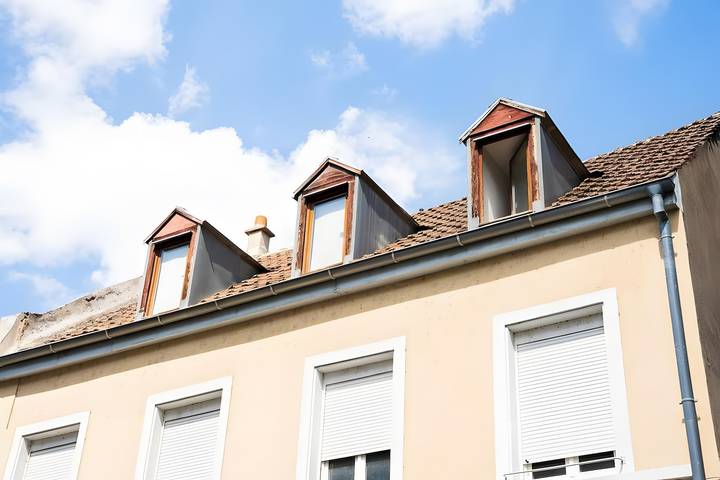 Hel lejlighed, Apartment 'Nid Douillet En Ville - L'atipik' with Wi-Fi in Mulhouse, Mulhouse Området