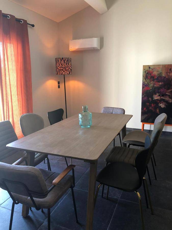 Location de vacances pour 6 personnes, avec jardin ainsi que piscine et vue à Alès - 3