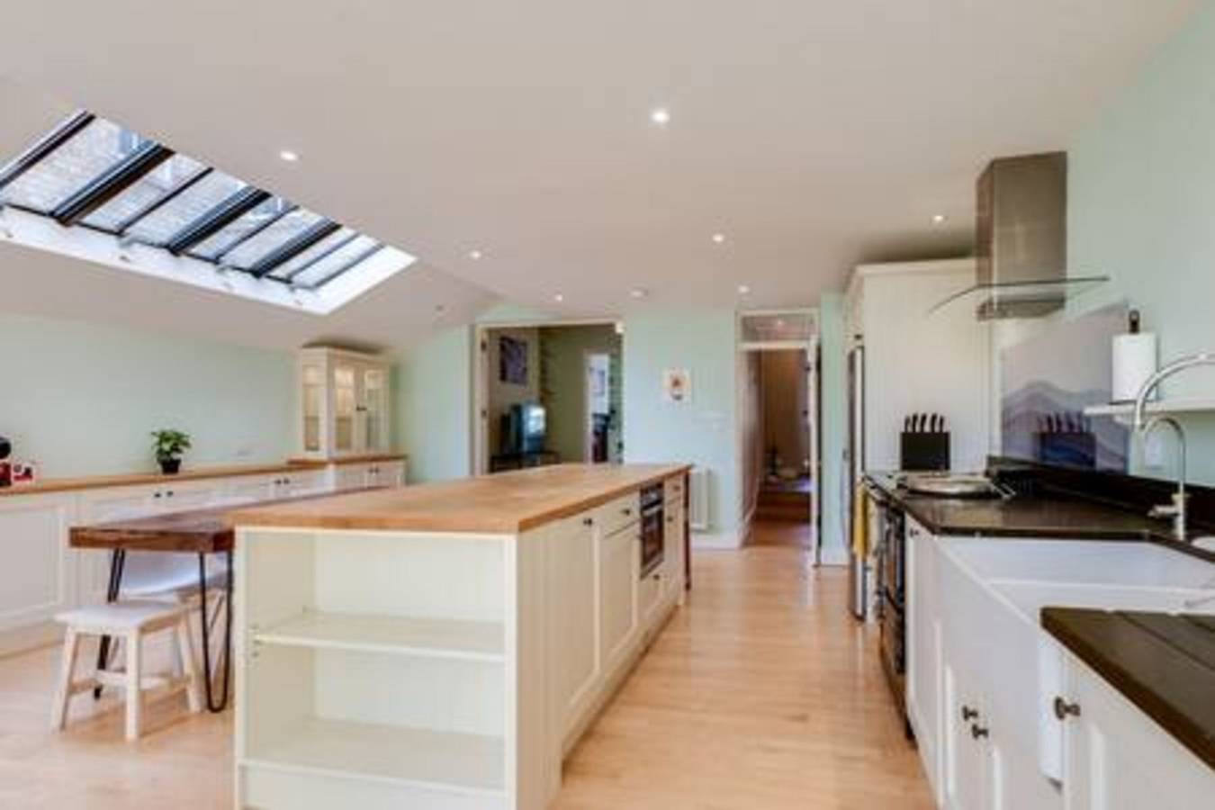 Summertown 4-Br Family Home - Bright & Spacious in Oxford, Oxfordshire