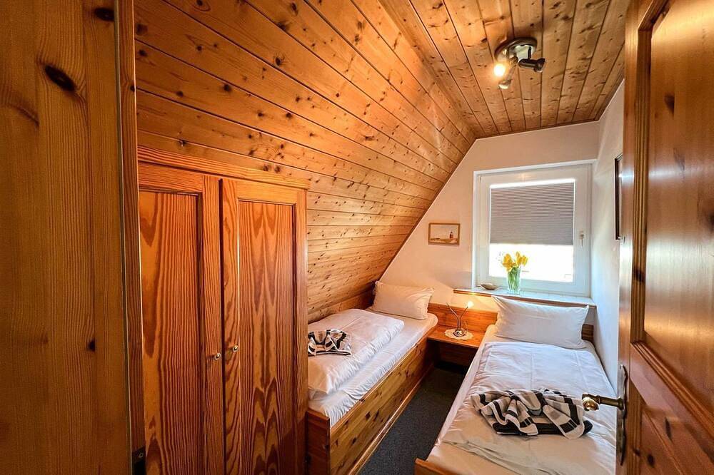 Ganze Wohnung, Hausteil - Das Haus liegt am Ortseingang von Tinnum ruhig in einer Sackgasse in Tinnum, Sylt (Gemeinde)
