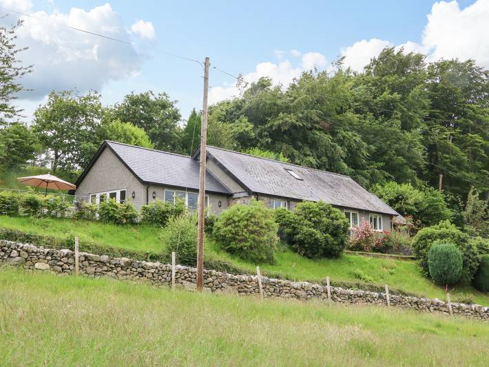 Cottage for 10 people, with Hot tub in Snowdonia