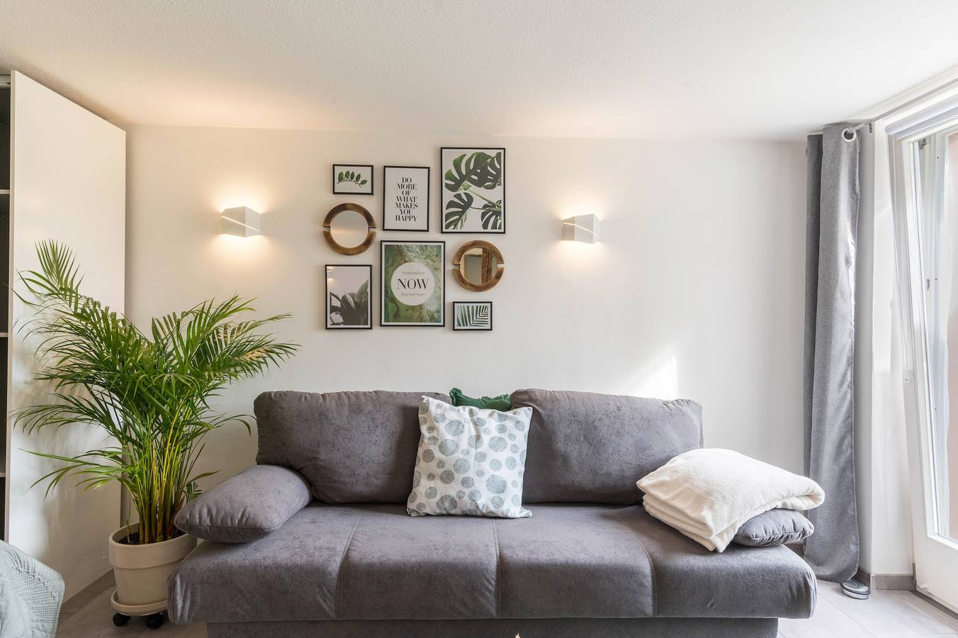 Ganze Wohnung, Moderne Ferienwohnung "Schweizer" mit Seeblick, Terrasse & Wlan in Hemmenhofen, Gaienhofen