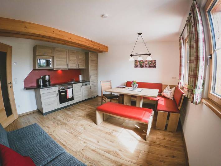 Ferienwohnung für 2 Personen, mit Garten und Balkon, kinderfreundlich in Mariapfarr