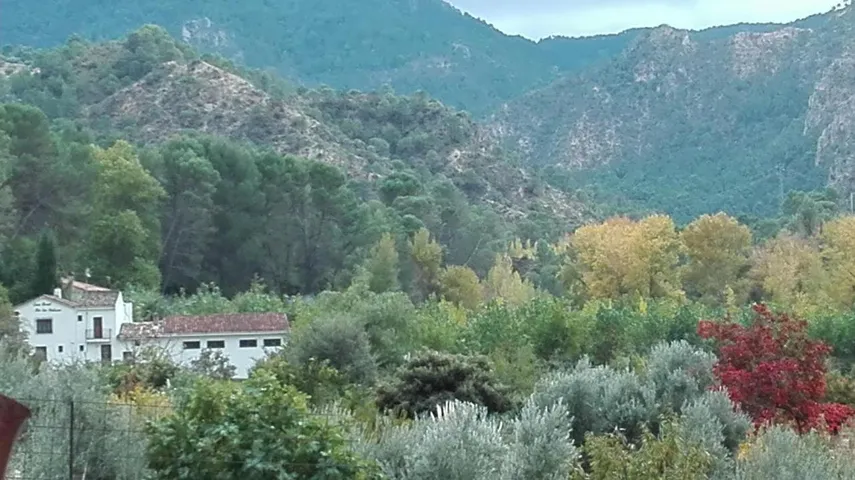 Casa de vacaciones para 14 personas, con jardín además de piscina y vistas, Se admiten mascotas - 1
