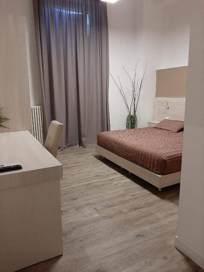 Chambre d’hôte pour 4 personnes, avec Terrasse à Foggia - 3
