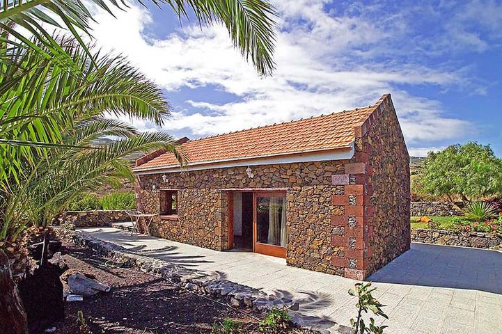 Gîte pour 2 personnes, avec Terrasse et Jardin à Valverde