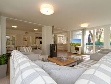 Ferienhaus für 10 Personen, mit Garten und Sauna sowie Terrasse, kinderfreundlich auf Usedom