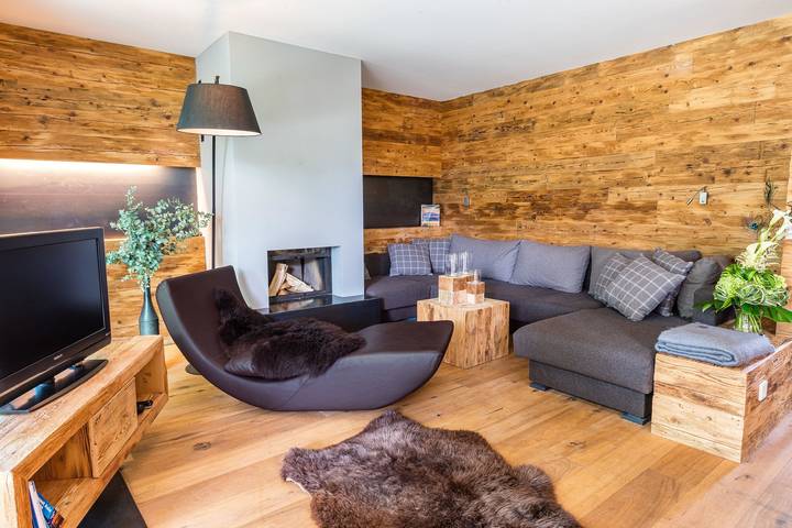 Ferienhaus für 7 Personen, mit Balkon und Terrasse sowie Garten