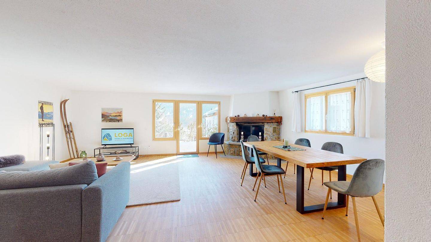Ganze Wohnung, Ferienwohnung in Champfèr: 96 m², Terrasse, Kamin und Bergblick in Silvaplana, Sankt Moritz