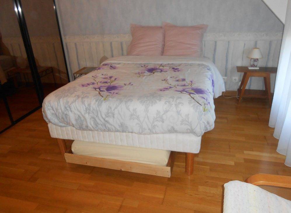 Chambre d'hôtes 3 à 5 personnes, petit déjeuner inclus - Suite parentale in Gressey, Yvelines