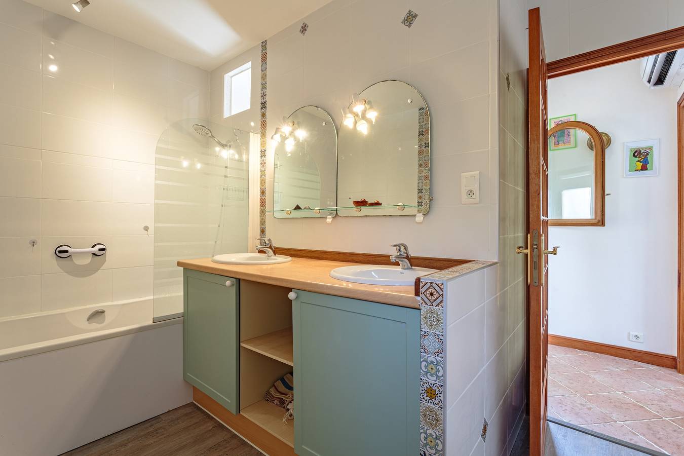 Villa Les Lys - Avec piscine et grand jardin in Sames, Région de Bayonne