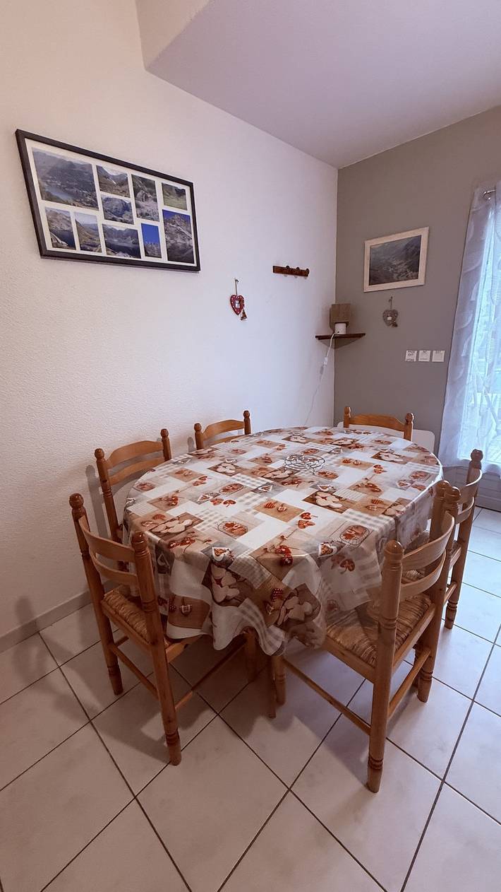 Gîte pour 5 personnes, avec terrasse à Loudenvielle - 4