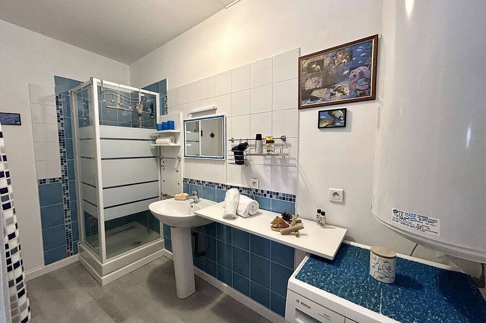 Ganze Wohnung, Zentrale Wohnung mit Klima - 3 Pers. in Saint-Raphaël, Massif de l'Esterel