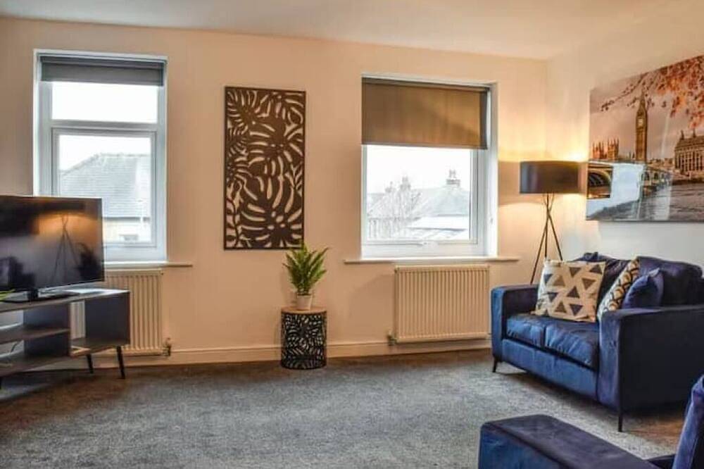 Entire apartment, The Nivora Suite in Huddersfield, West Yorkshire