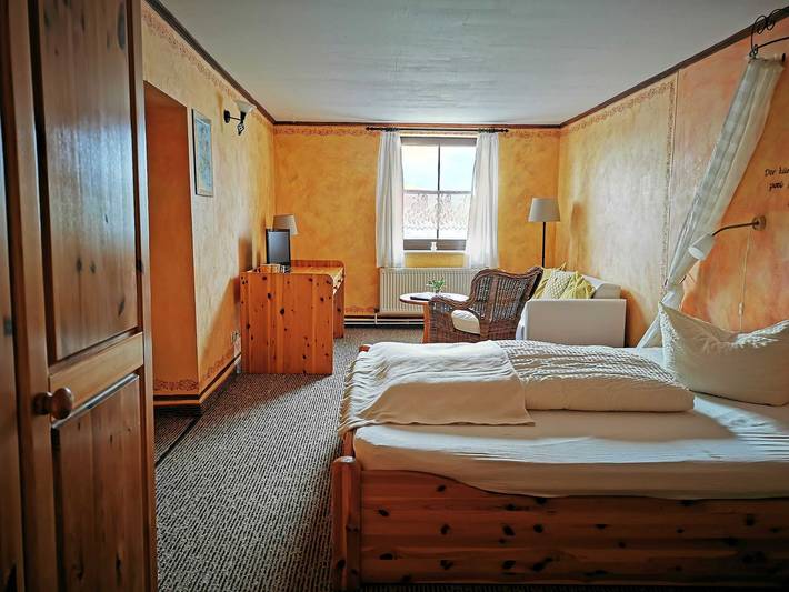 Ferienwohnung für 4 Personen, mit Whirlpool und Terrasse sowie Garten und Sauna, kinderfreundlich in Trent - 2
