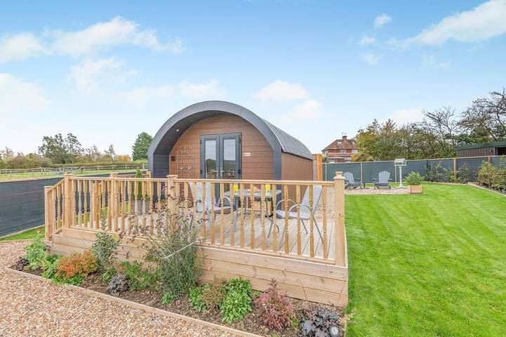 Glamping for 2 people in Maidstone
