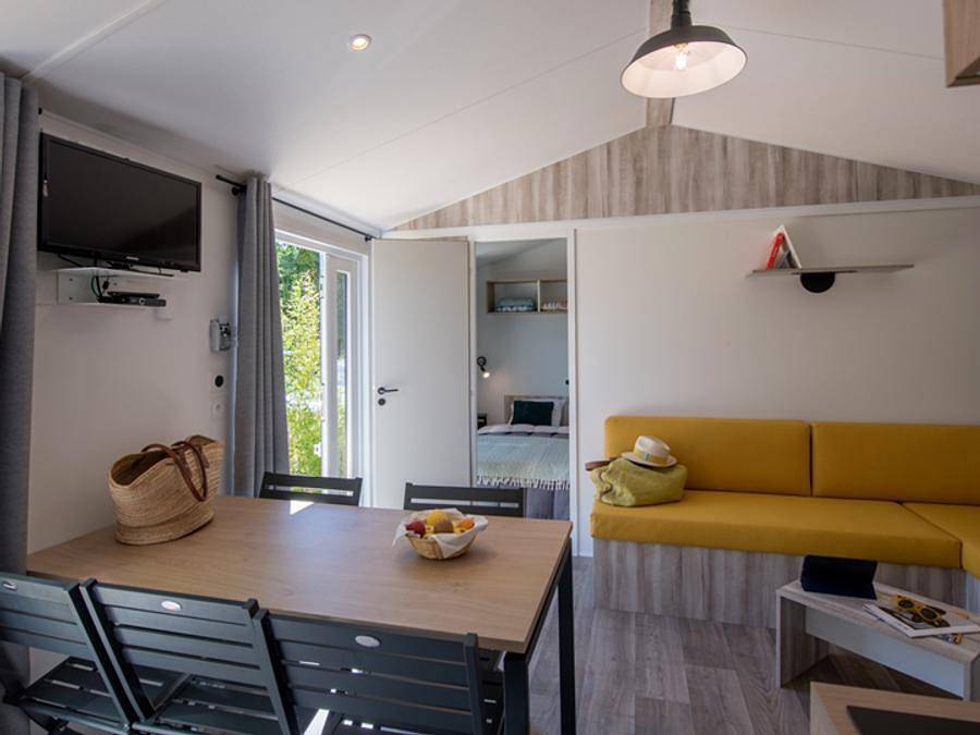 Camping Château du Gibanel - Sea Green By Sunêlia - Mobile home 6 persons - Cottage Privilège - 3 bedrooms 2 bathrooms 6/8 pers in Saint-Martial-Entraygues, Tulle region