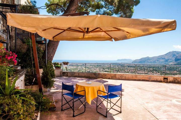 B&b per 2 persone, con terrazza in Monreale