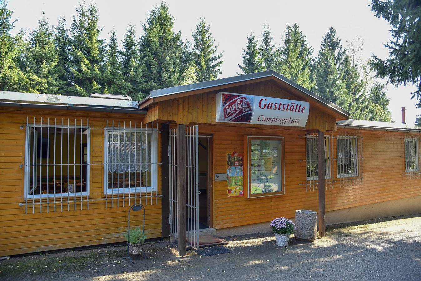 Campingplatz &amp; Bungalowdorf am Waldbad in Erlau, St. Kilian