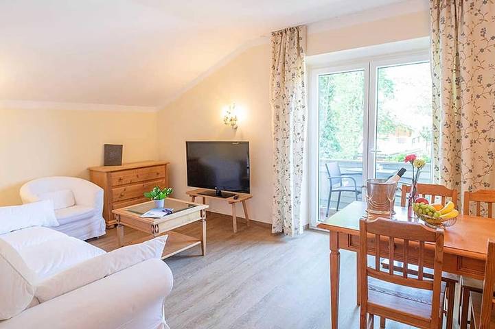 Bauernhof für 3 Personen, mit Whirlpool und Sauna sowie Balkon und Garten, mit Haustier in Rottach-Egern