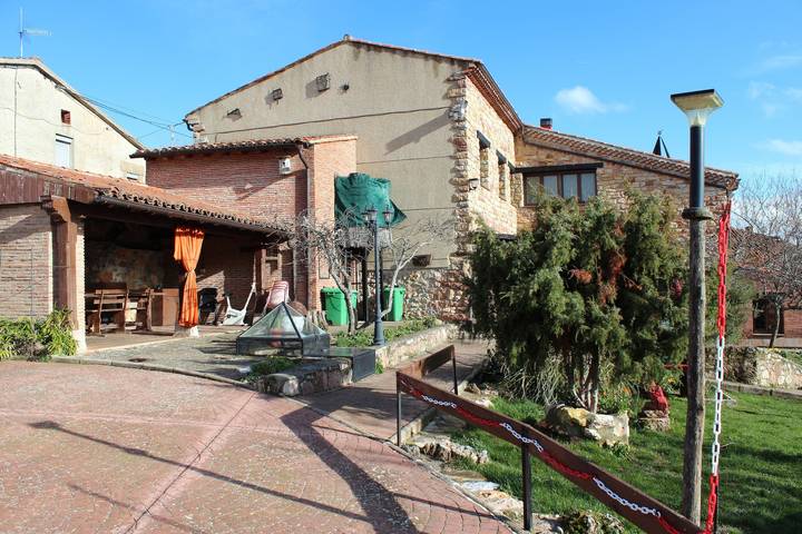 Casa rural con piscina para 9 personas, con jardín, Familias con niños en Provincia de Soria